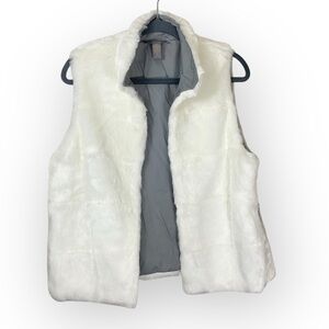 NWT Kate Hill Elegant convertible White Faux Fur Vest M